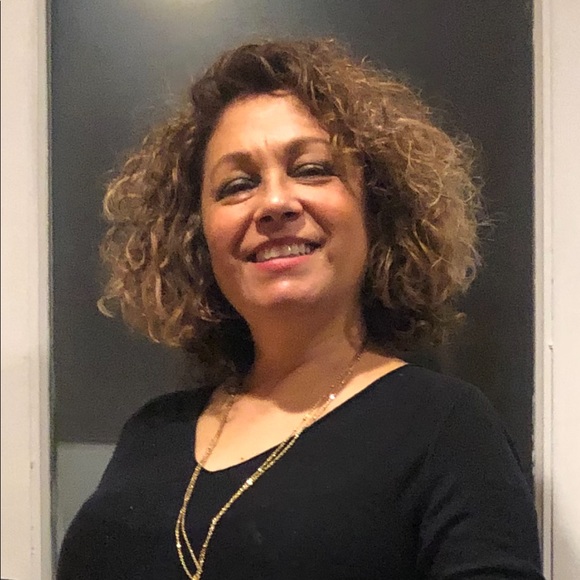 Meet your Posher, Milagros - Picture 1 of 1